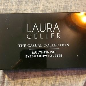 BN The Casual Collection eyeshadow palette by Laura Geller